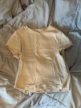 H&M Cream Ribbed Short Sleeve Tee